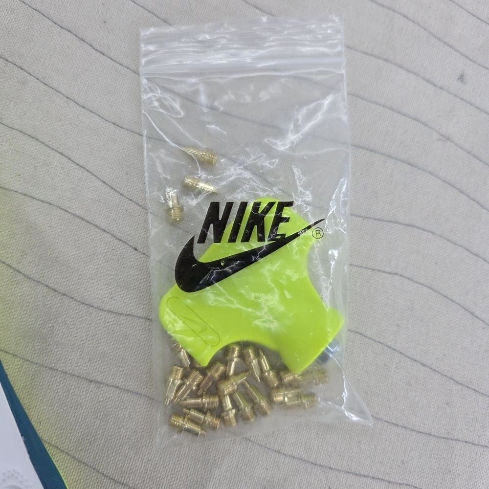 Nike Mens Zoom High Jump Elite Barely Green/Bright Spruce FZ9636-100 Sz 9.5 NEW - Picture 12 of 12